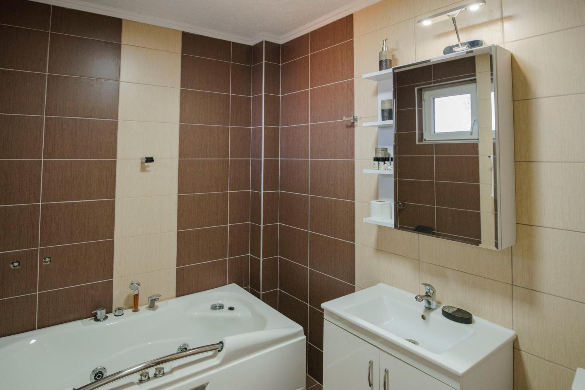 Hotel Kiko Bitola Bagian luar foto