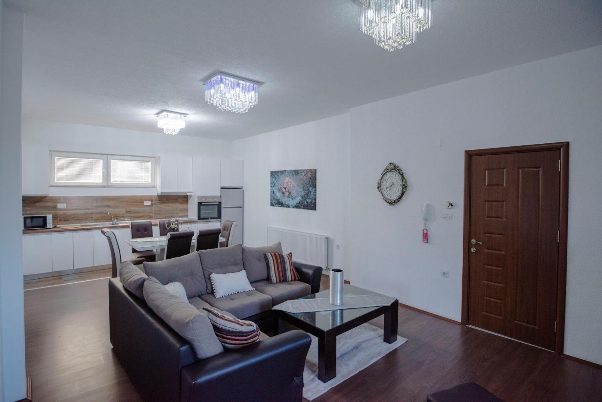 Hotel Kiko Bitola Bagian luar foto