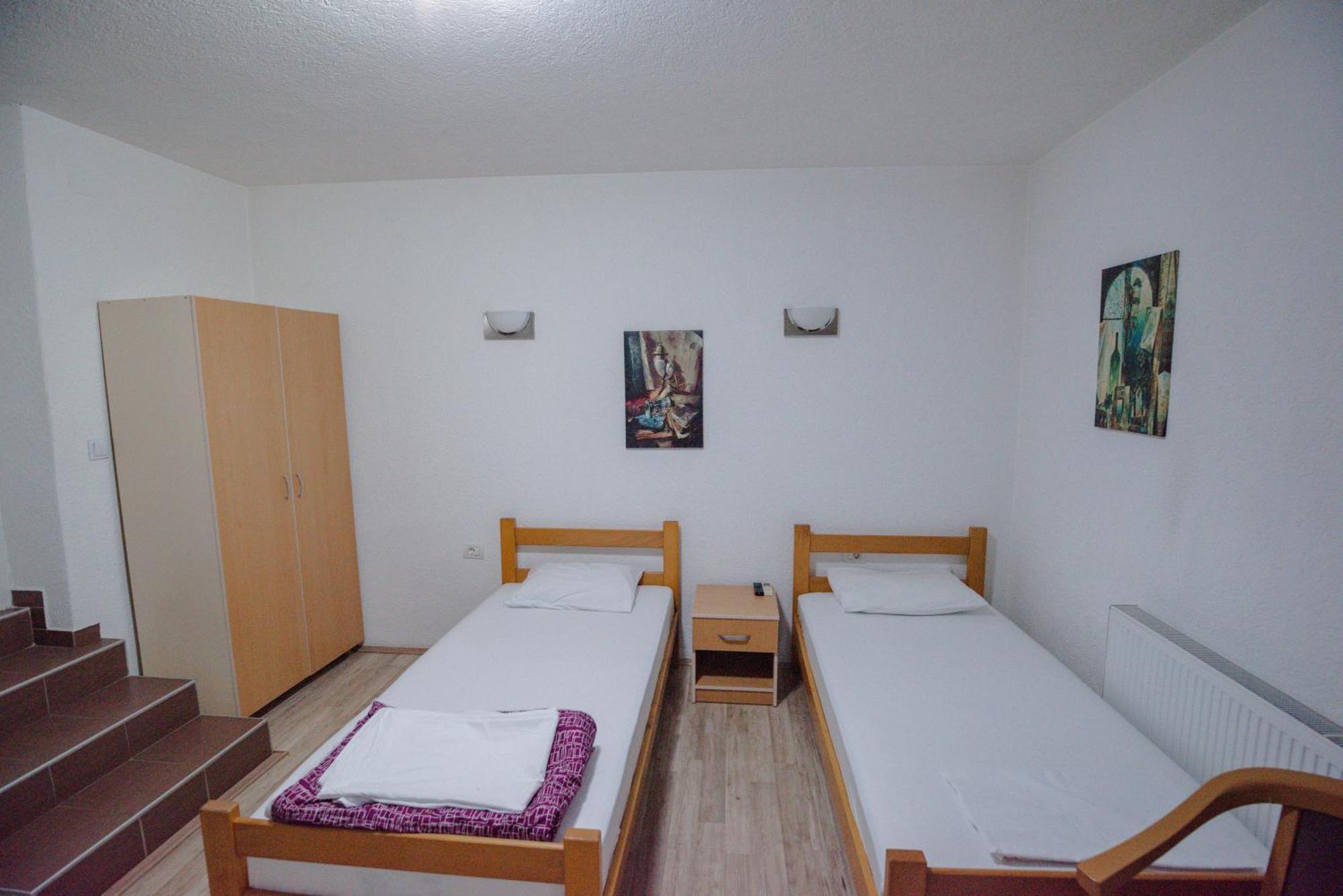 Hotel Kiko Bitola Bagian luar foto