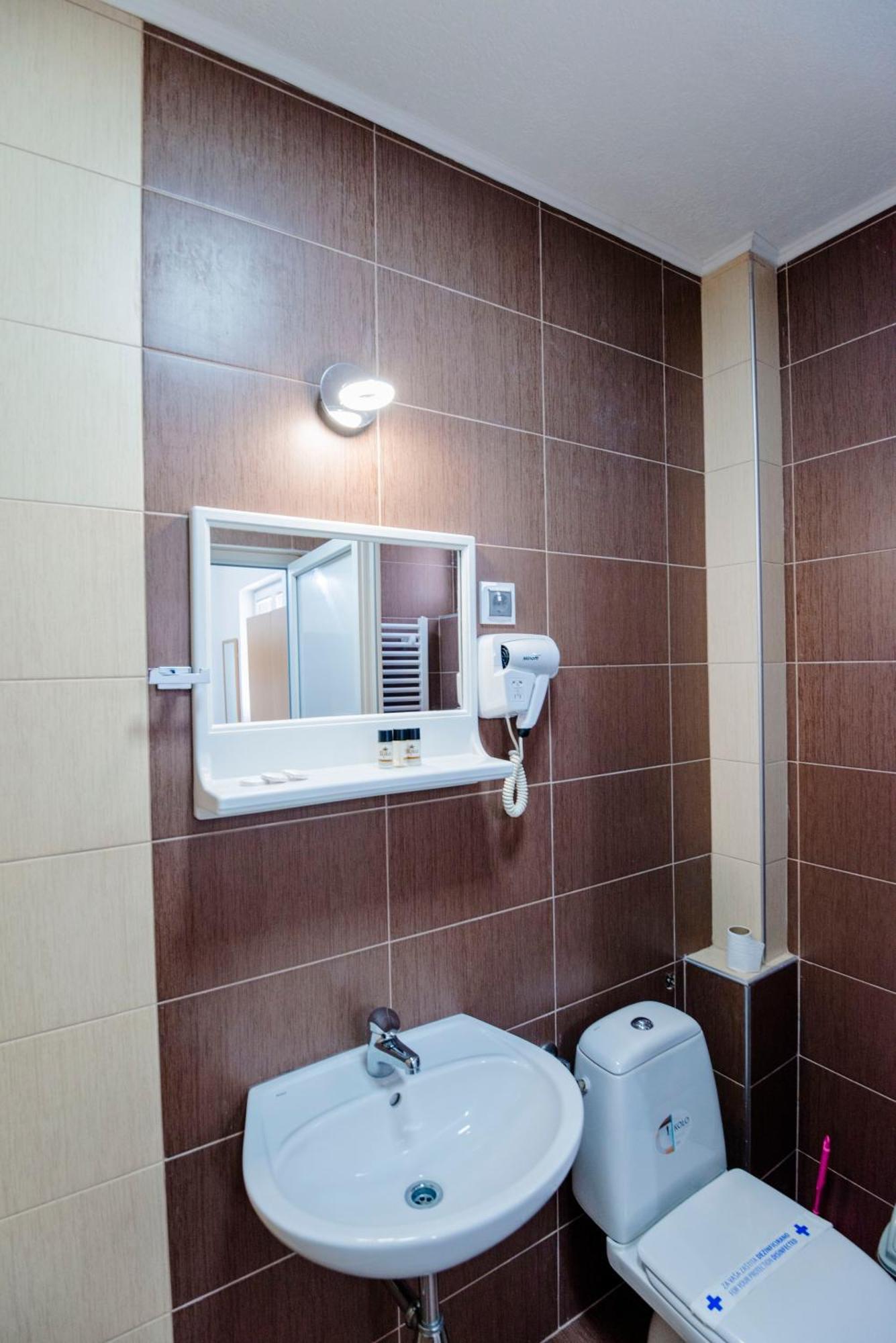 Hotel Kiko Bitola Bagian luar foto