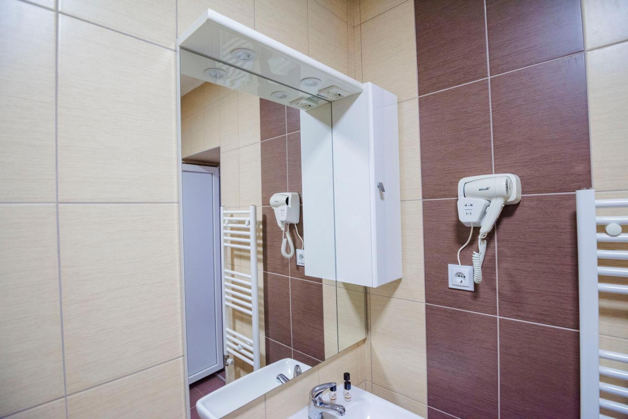 Hotel Kiko Bitola Bagian luar foto
