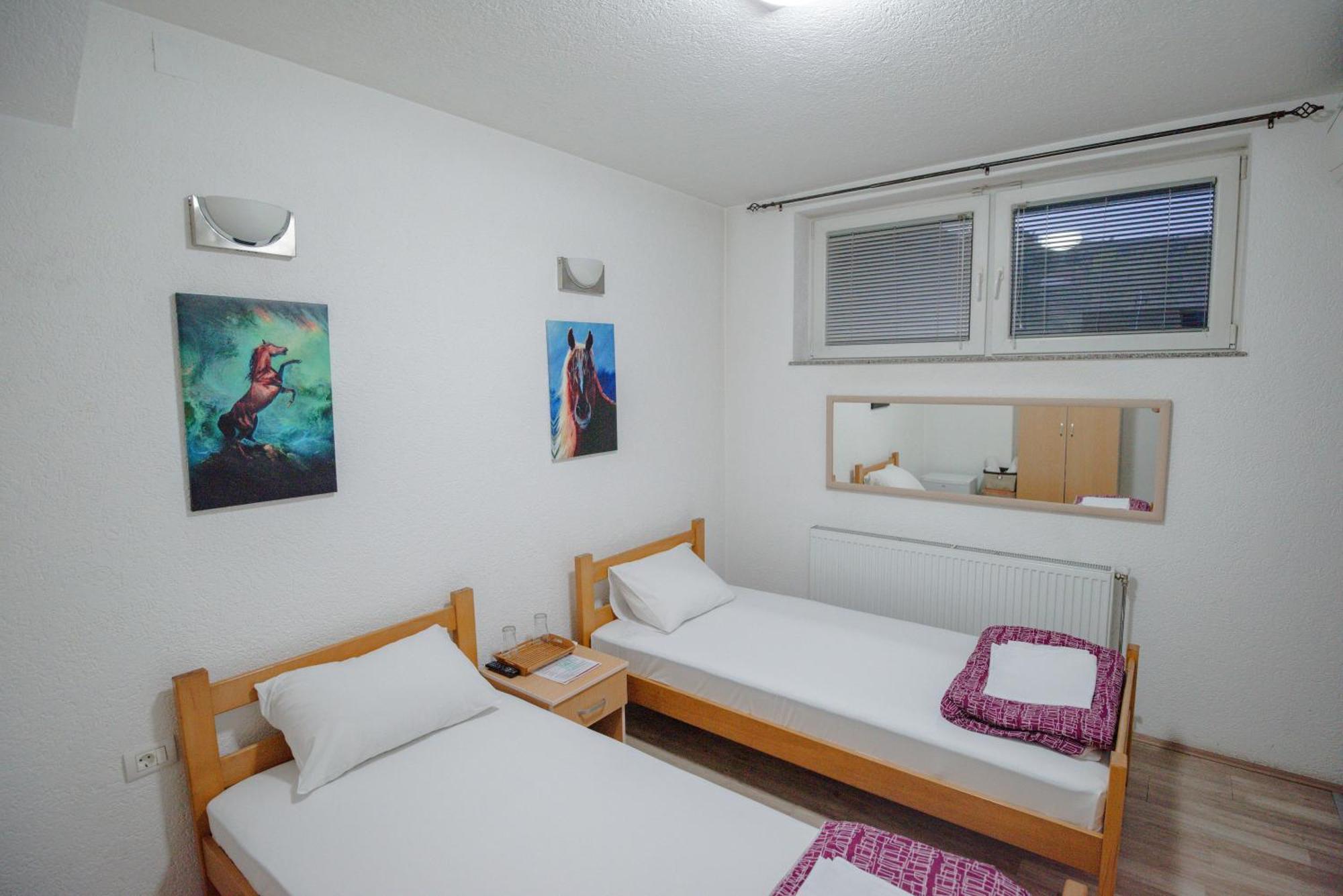 Hotel Kiko Bitola Bagian luar foto